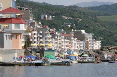В Крыму с 8 ноября перестанут требовать результаты ПЦР-теста при заселении в отели и санатории