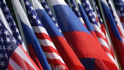 Политолог назвал три главные ошибки США в отношениях с Россией