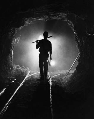 В Норильске эвакуируют шахтеров рудника "Заполярный"