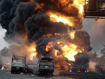 Число погибших при взрыве бензовоза в Сьерра-Леоне достигло 108 человек