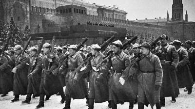 Эксперт Буранов рассказал о белых пятнах в истории подготовки парада 1941 года