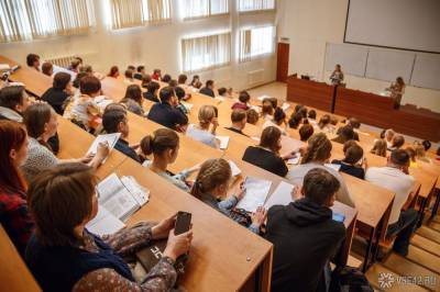 Россияне смогут получать второе высшее образование бесплатно