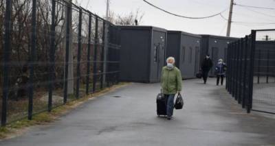 Количество людей пересекающих КПВВ в Станице уменьшилось за неделю еще на 20% - cxid.info - Украина - Луганск