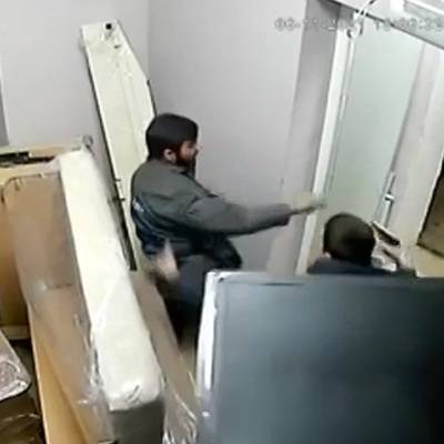 В подмосковной Балашихе жильцы расстреляли ремонтников лифтов из-за сильного шума