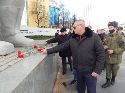 В Рязани прошли памятные мероприятия в честь 80-й годовщины военного парада на Красной площади
