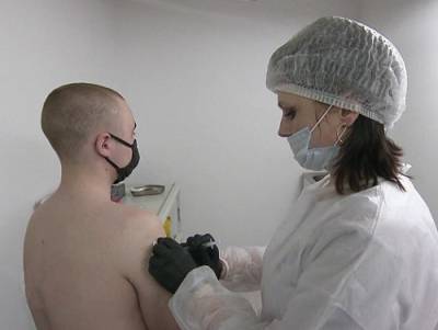 Вирусолог Чумаков выступил за принудительную вакцинацию
