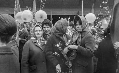 Жители Новосибирска вспомнили первомайскую демонстрацию 1970-х годов