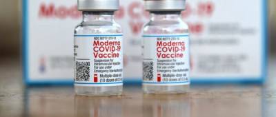 В Украину прибыла новая партия вакцины Moderna против COVID-19