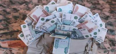 В Екатеринбурге злоумышленница обманом выманила у блокадницы 1,2 млн рублей
