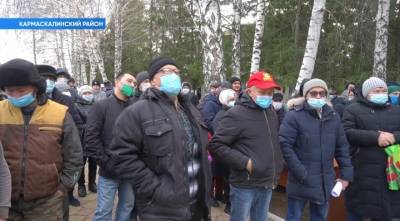 Жители Башкирии выступили против незаконной разработки карьера, угрожающей озеру