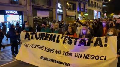 Зима близко: в Барселоне протестуют против роста цен на электроэнергию
