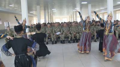 В одной из воинских частей азербайджанской армии завершились военно-учебные сборы (ВИДЕО)