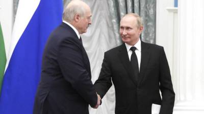 Госсек СГ Мезенцев назвал Путина и Лукашенко ответственными за свой народ лидерами