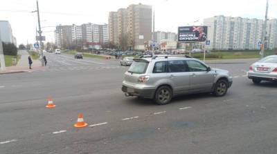 На улице Есенина в Минске под колеса автомобиля попал 12-летний ребенок