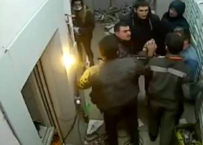 Жильцы дома в Балашихе обстреляли чинивших лифт рабочих из-за ночного шума