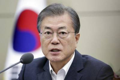 Рейтинг лидера Южной Кореи упал до самого низкого с апреля показателя