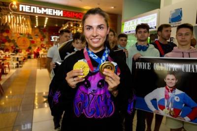 Новосибирская саблистка Позднякова вошла в топ спортсменов 2021 года