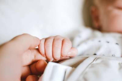 Педиатр Магомедова дала рекомендации по правильному уходу за кожей новорожденного