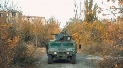 Война на Донбассе: из-за обстрелов погиб военный, еще двое получили ранения