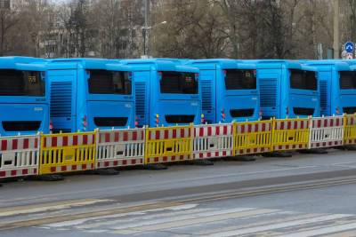 В Москве на конечной остановке умер водитель автобуса