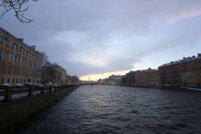 Дожди, мокрый снег и гололедица: в понедельник в Петербург придет зима