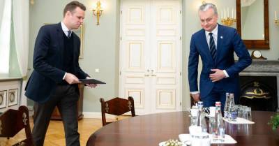 Правящая партия Литвы угрожает засудить президента