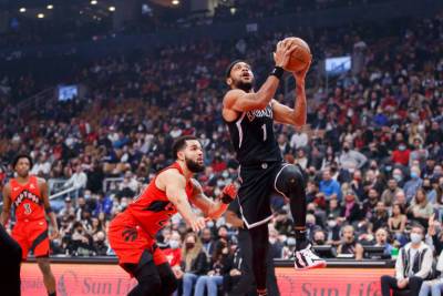 НБА: Михайлюк не помог Торонто обыграть Бруклин, Сакраменто Леня проиграло Индиане
