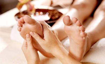 Высокое давление: боль в больших пальцах ног может быть симптомом гипертонии (Daily Express, Великобритания)