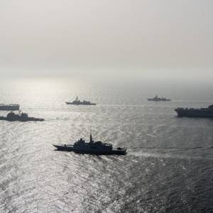 В Персидском заливе проходят военные учения Ирана