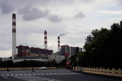 Пообещавший снижать выбросы Китай стал закупать в два раза больше угля