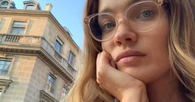 В бандане и без макияжа: Водянова очаровала фанатов честным селфи