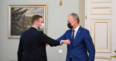 Литовские «консерваторы» угрожают засудить президента Гитанаса Науседу