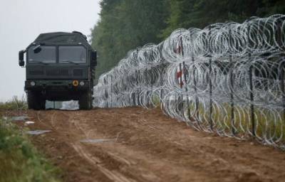 В связи с движением колонны мигрантов пограничники Литвы передислоцируют силы