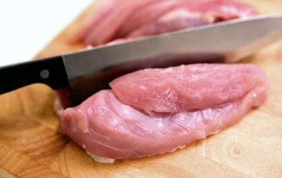 В Украину завезли опасное мясо с сальмонеллой: может оказаться на прилавках