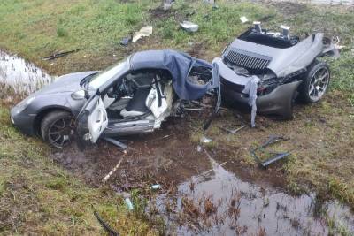 В ДТП на «Скандинавии» разорвало на части автомобиль Porshe