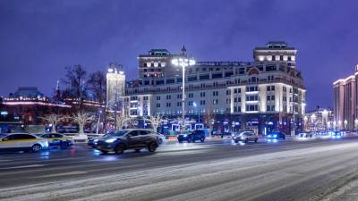 В МЧС Москвы предупредили о снеге и гололедице 9 ноября