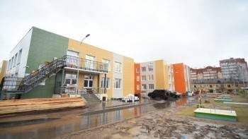 Строительство самого крупного детского сада в Вологде завершено на 90%