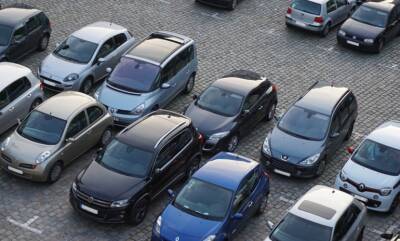 Петербуржцы больше 200 раз пожаловались на неправильную парковку машин в Комитет по транспорту