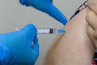 В Госдуме назвали лучший способ ускорить темпы вакцинации от COVID-19