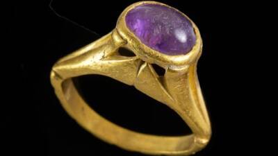 На древней винодельне в Израиле нашли кольцо от похмелья