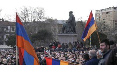 На площади Свободы в Ереване начался митинг оппозиции