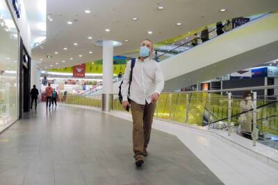 В Башкирии запретили ходить в гипермаркеты без QR-кода или медотвода