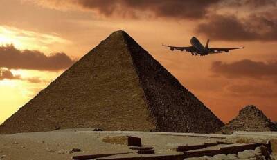 Россия возобновляет чартерное авиасообщение с Египтом