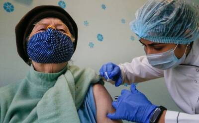 Почти 30% россиян сделали прививки от гриппа