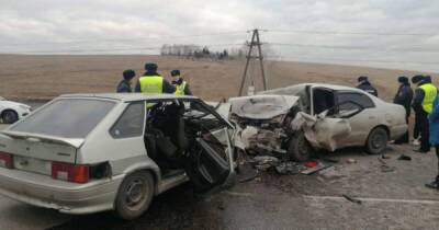 Две легковушки уничтожены в смертельном ДТП под Красноярском
