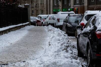 Мэр Локоть потребовал убрать снежные отвалы с улиц Новосибирска