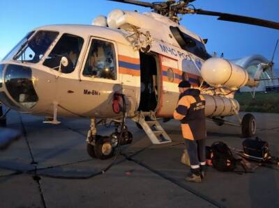 Вертолет вылетел для спасения экипажа севшего на мель судна в Приморье