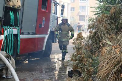 В Советском районе Астрахани на пожаре в кафе пострадала женщина