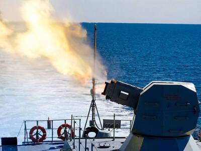Эксперты назвали учения РФ в Черном море «сигналом Путина» Байдену