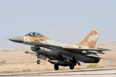 Сайт Avia.pro: израильские истребители намеренно выпустили две крылатые ракеты в сторону базы России в сирийском Тартусе